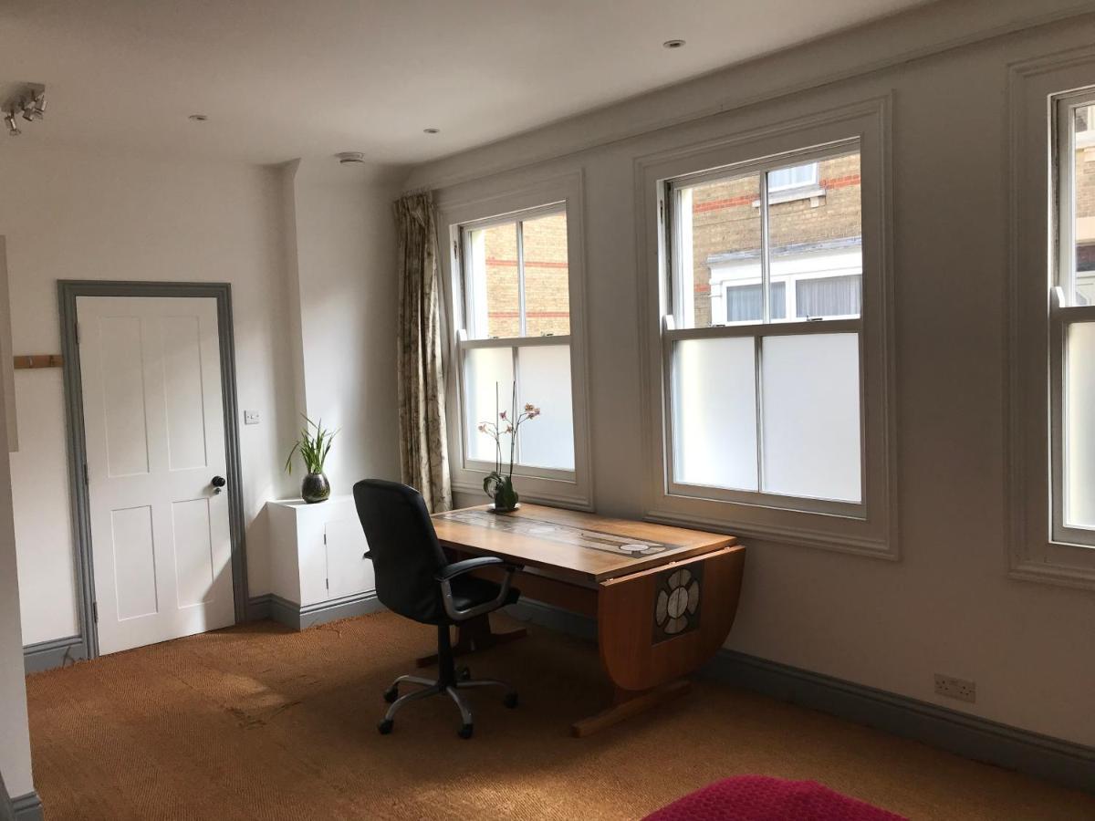 Lake Street Accommodation 牛津 外观 照片